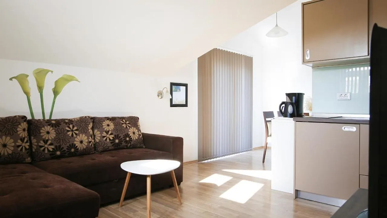 Tomic Apartments Porec